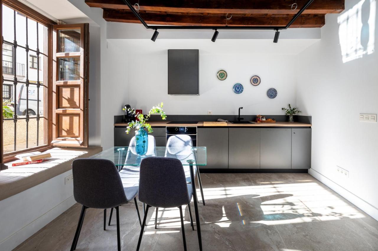 Apartamentos Realejo - Diseno, Confort Y Encanto En El Centro Historico De Granada Kültér fotó