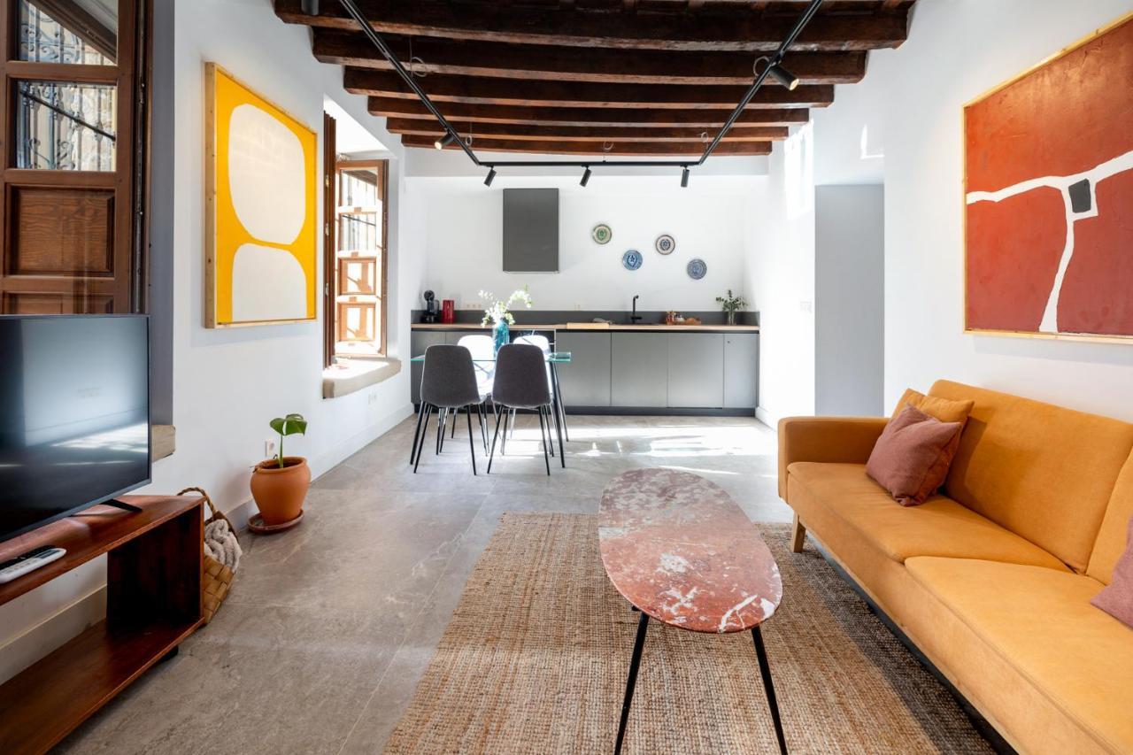 Apartamentos Realejo - Diseno, Confort Y Encanto En El Centro Historico De Granada Kültér fotó