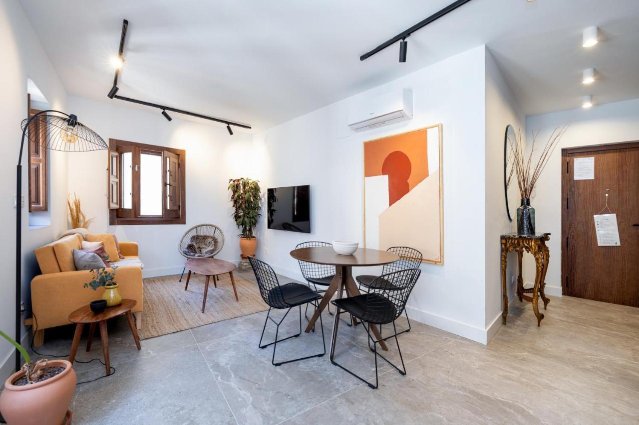 Apartamentos Realejo - Diseno, Confort Y Encanto En El Centro Historico De Granada Kültér fotó